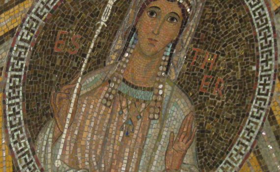 מי זוכר את הקדושה אסתר? רק האנוסים