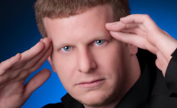 "אני לא בבא ולא מקובל, רק קורא מחשבות" צפו