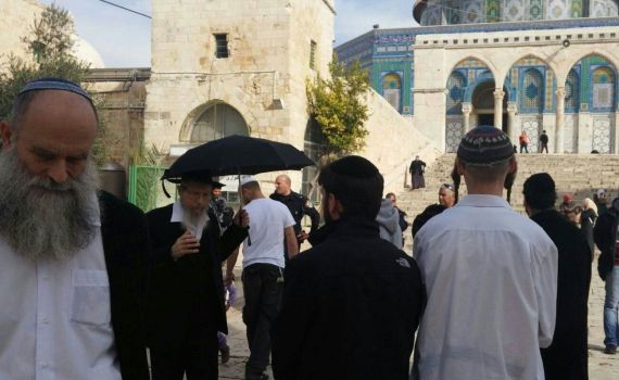 המשטרה התקפלה: הרב קרויזר יעלה להר הבית