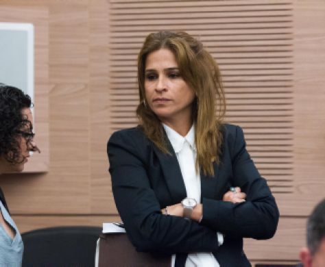 הח"כית הגנה על בוכריס וחטפה מעיתונאי 'הארץ'