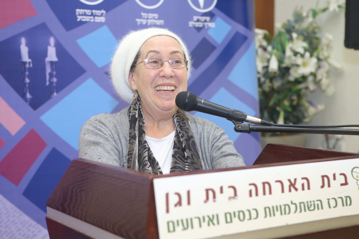 "האישה נושאת אחריות הלכתית לא פחות מהגבר"