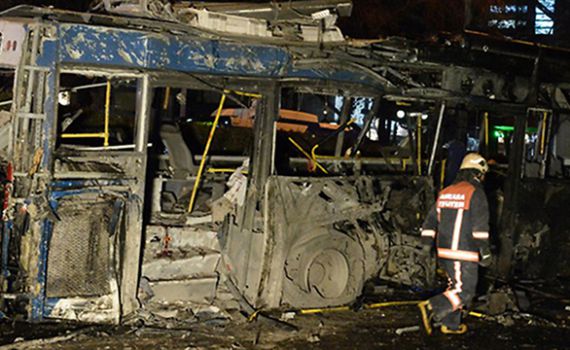 זוועה בטורקיה: עשרות הרוגים וכמאה פצועים