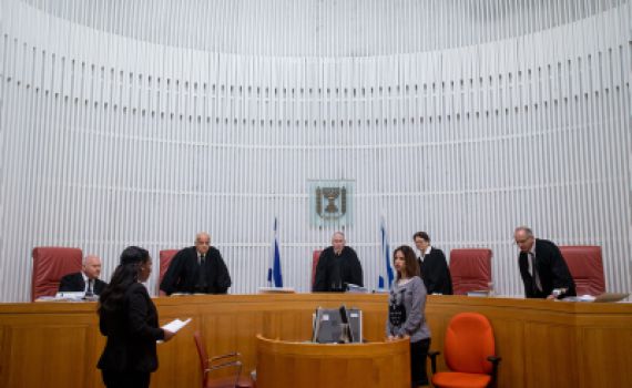 נסגר התיק נגד המרצה שייחלה לתליית שופטים