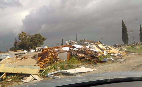 כוחות הבטחון החריבו את המאחז לזכר מלאכי רוזנפלד