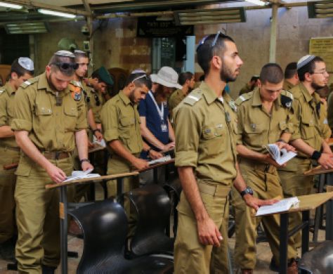 50 חיילים דתיים חוייבו לגלח זקנם עד יום ראשון