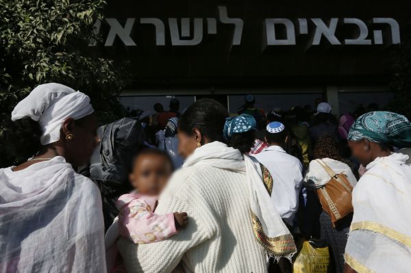 הפלאשמורה הם לא יהודים – אל תעלו אותם לארץ