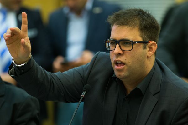 אורן חזן: בגלל שטרן עמדתי למשפט בצבא