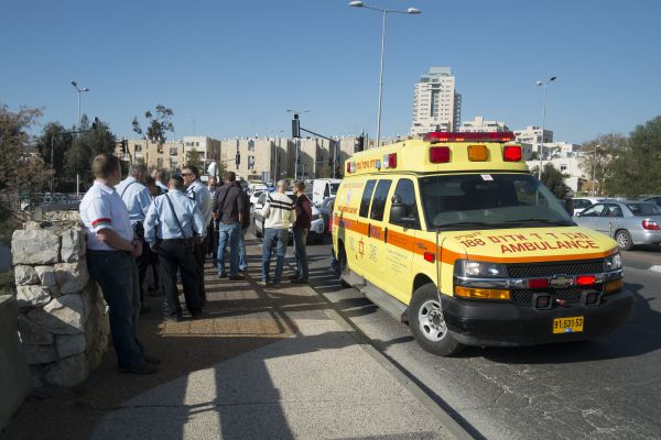 גיבור: הפצוע לקח את הסכין ודקר את המחבל