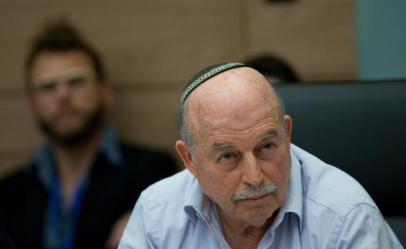 סלומינסקי צפוי להשעות את עצמו מוועדות הכנסת