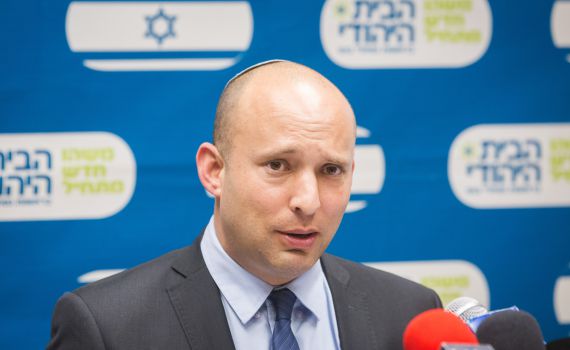 בנט: "החייל אינו רוצח"; צריך לתת לו גיבוי