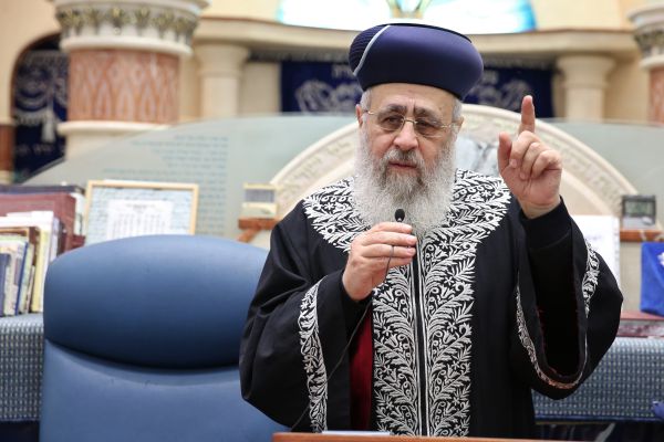 הרב יוסף הסיר את הוטו על מינוי דיינים סרוגים