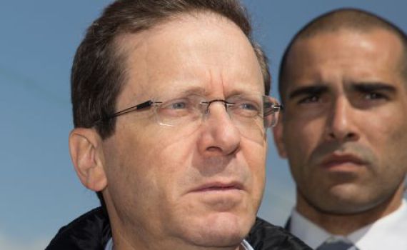 מסתמן: חקירה פלילית תיפתח בקרוב נגד הרצוג