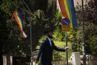 "אין בבעלי נטייה חד מינית שום פסול הלכתי"