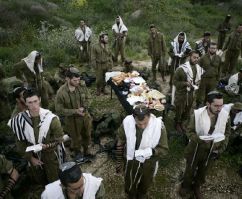 חיילים עם זקן לא הורשו להשתתף בטקס ב'יד ושם'