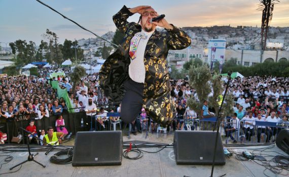 הופעת ענק בחברון: 50 שנה לשחרור העיר