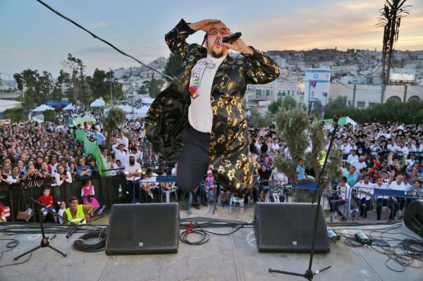 הופעת ענק בחברון: 50 שנה לשחרור העיר