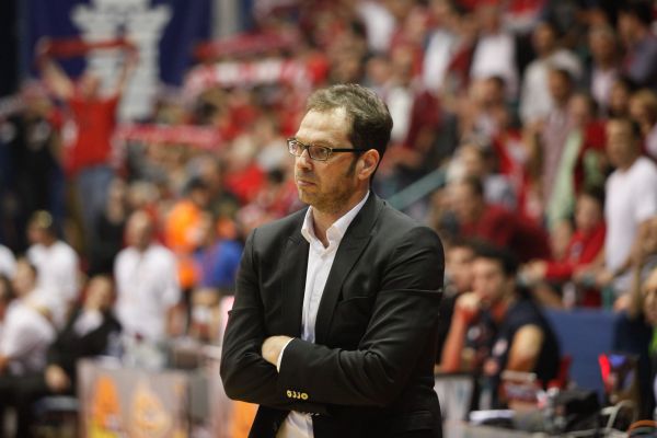 דרמה: מכבי ראשל"צ פיטרה את שרון דרוקר