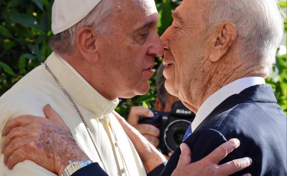 רבני בית הלל לא הושפעו מהמעמדות של האפיפיור