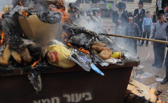 מה לא חמץ ולא צריך לבער מהבית לפני פסח?