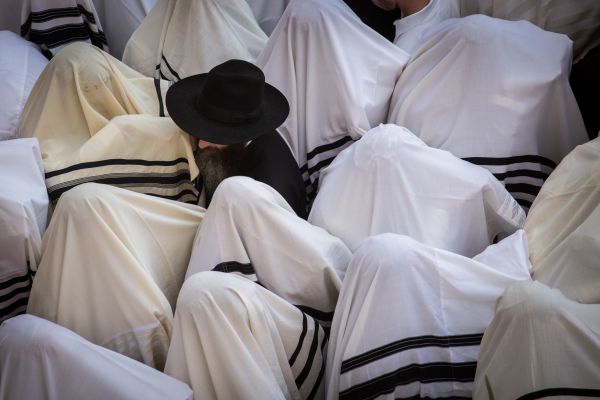 בשידור חי: ברכת הכהנים מרחבת הכותל המערבי