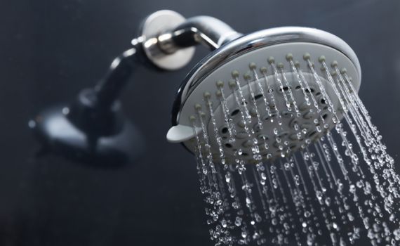 בחג הקרוב: גם האשכנזים יכולים להתקלח