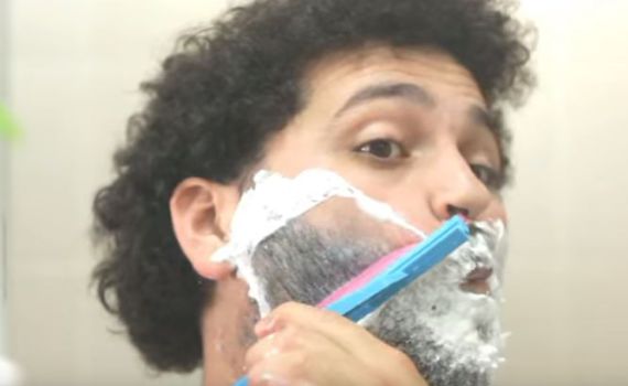 החדש של אנדרדוס: גילוח נעים לפי ההלכה