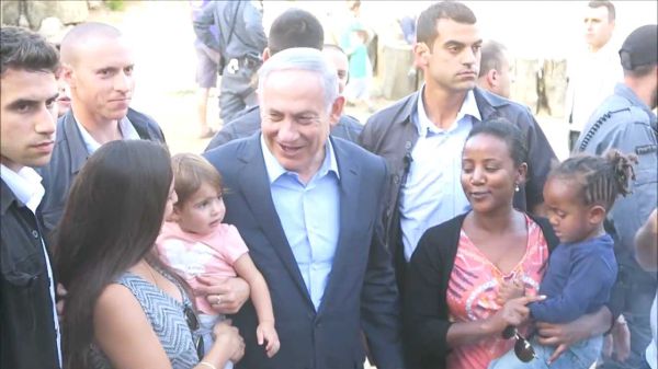 שוב מפתיע: נתניהו קפץ למדורת ל"ג בעומר