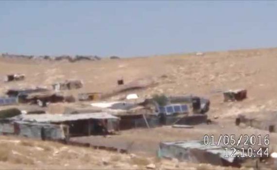 הפקחים היו בחופשה; באיחוד האירופי בנו בניגוד לחוק