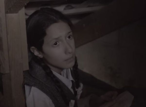 מילים: הילדה שנספתה. הביצוע: אורי ונועם כלטוב