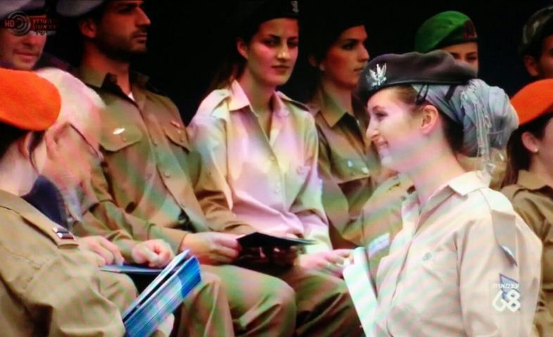 כיסוי ראש וכומתה: אחת המצטיינות-תלמידת מדרשה