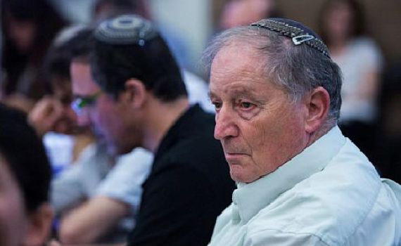 מתקפה חריפה על בנט: "שיתחיל להתעסק בחינוך"