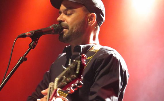 עמיר בניון יאלץ לשלם לאקו"ם אלפי שקלים