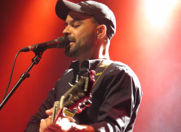 עמיר בניון יאלץ לשלם לאקו"ם אלפי שקלים