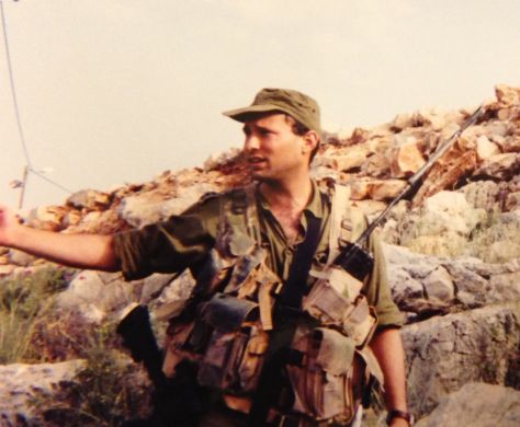 נמשכת הסערה סביב שירות המילואים של בנט