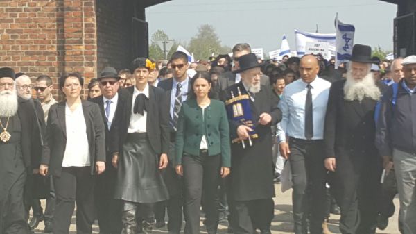 שקד פתחה את נאומה ההסטורי בקריאת 'שמע'