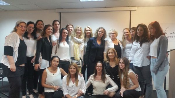 "אלמנות ללא טבעת": מאבקן של חברות החללים