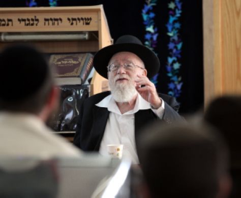 הרב ליאור: תפרידו בין היחס למדינה לבין מנהיגיה