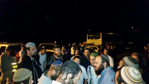 דרמה בשומרון: מאות יהודים נחסמו בשאנור