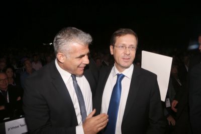 יו"ר האופוזיציה? יאיר לפיד מביס את הרצוג