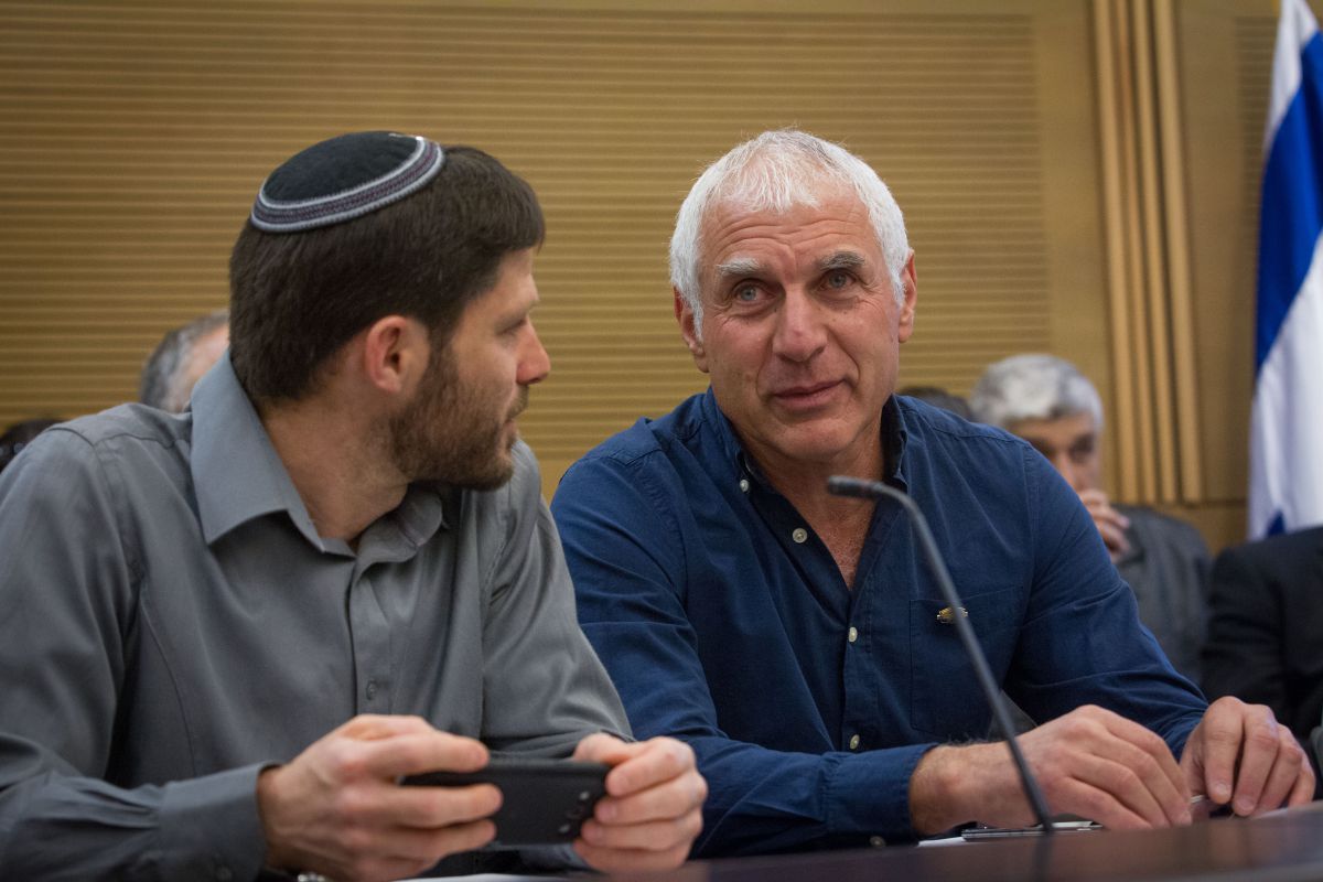 "מקווה שבנט לא יתקפל גם בנושא המנהרות"