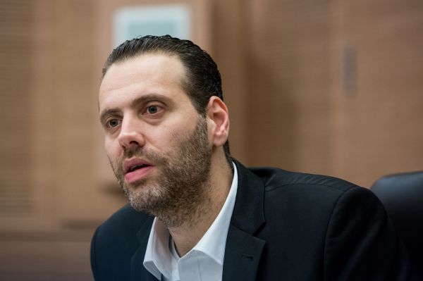 נקמת הקואליציה על פינוי עמונה?