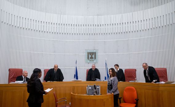 בג"ץ מוביל את הפגיעה בזהות היהודית בישראל