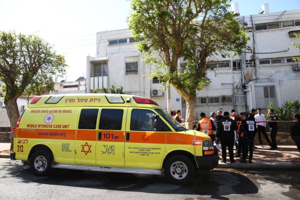 נערה בת 17 נהרגה כתוצאה מפליטת כדור