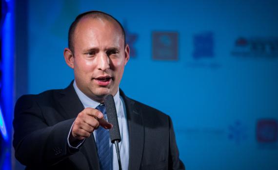 בנט מציב תנאי לכניסת ישראל ביתנו לממשלה