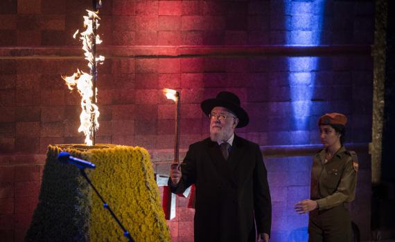 אנחנו מתעסקים בצד הלא נכון של זכרון השואה