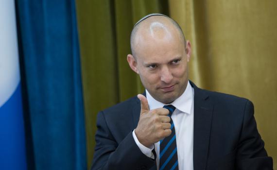 סקר דרמטי: בנט נוסק, דרעי על סף אחוז החסימה