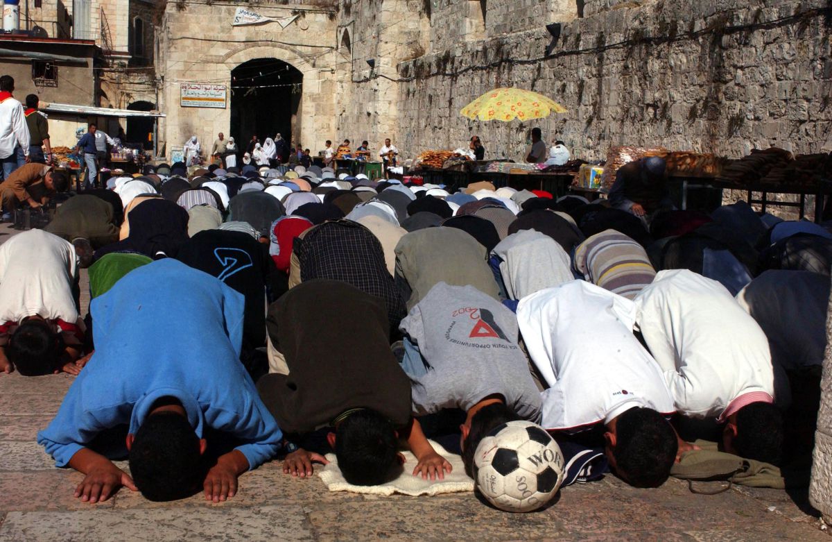 האוניברסיטה העברית: מחיצה – לא, רמדאן – כן