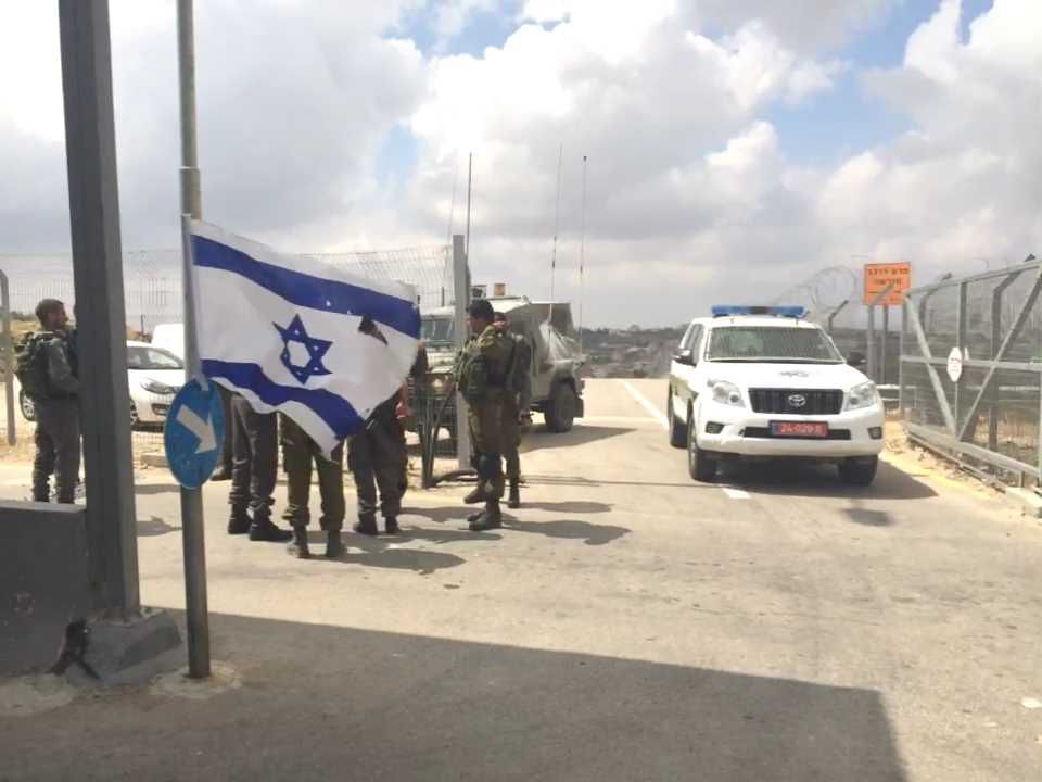 המחבלת שלפה סכין; הלוחמים חיסלו אותה