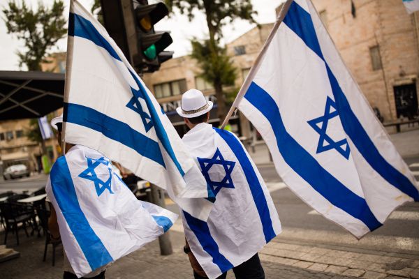 אהבת ישראל בלי קטגוריה/ תגובה לרב טל