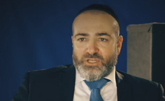 מצמרר: מהקומנדו הימי לאלוהים • צפו